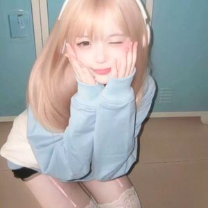 巨乳美女❌被挤奶
